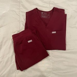 Figs Burgundy Set